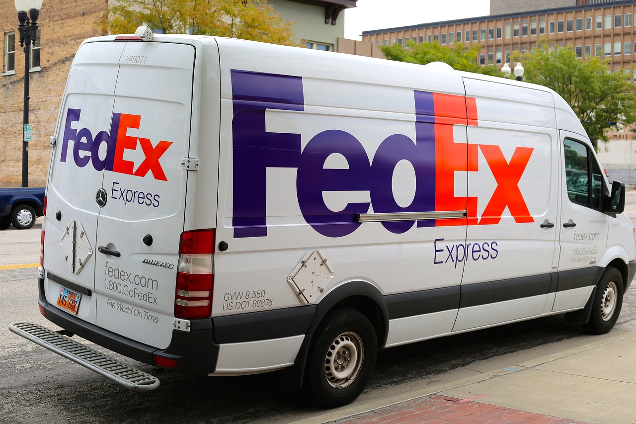 fedex van